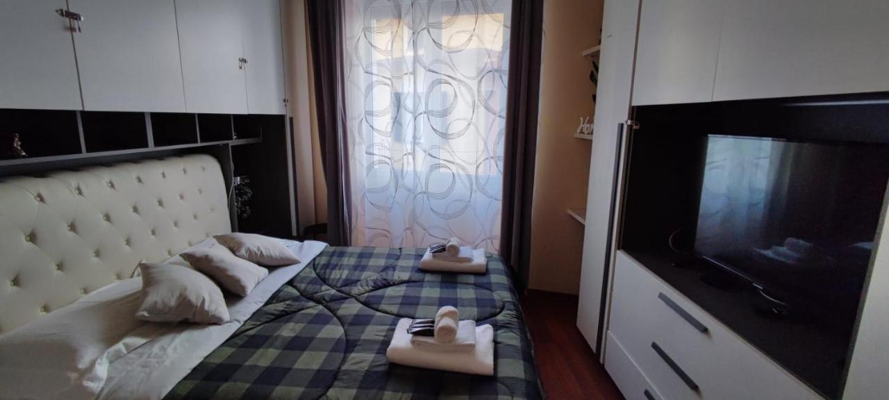 Azzurra Holiday Home - 850 M Al Mare - 75 Mq - Balconata Vivibile - Wi-Fi - Pay Tv Gratis - Posteggio Auto Condominiale Non Assegnato Rapallo Exterior foto